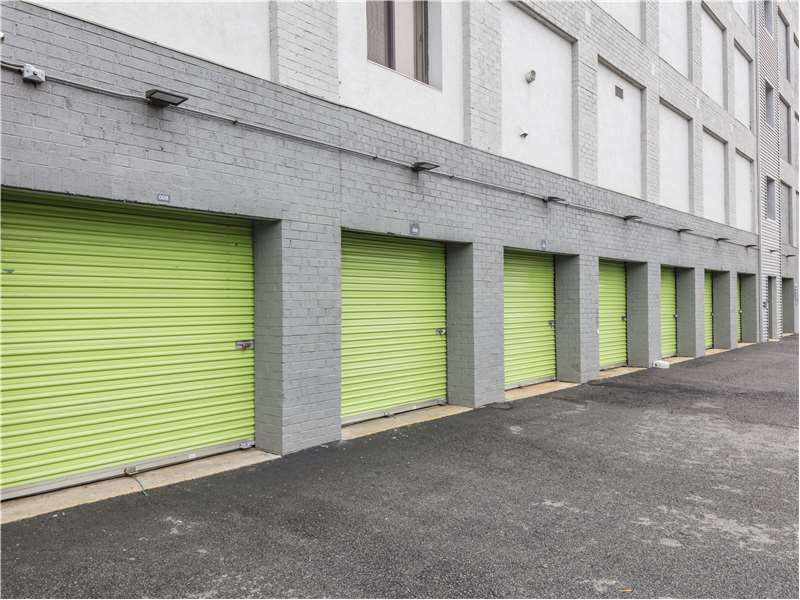 Extra Space Storage  1022 N Henry St in Alexandria, VA