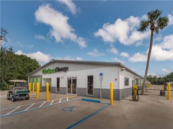 Extra Space Storage facility at 4761 Gulf Breeze Pkwy - Gulf Breeze, FL