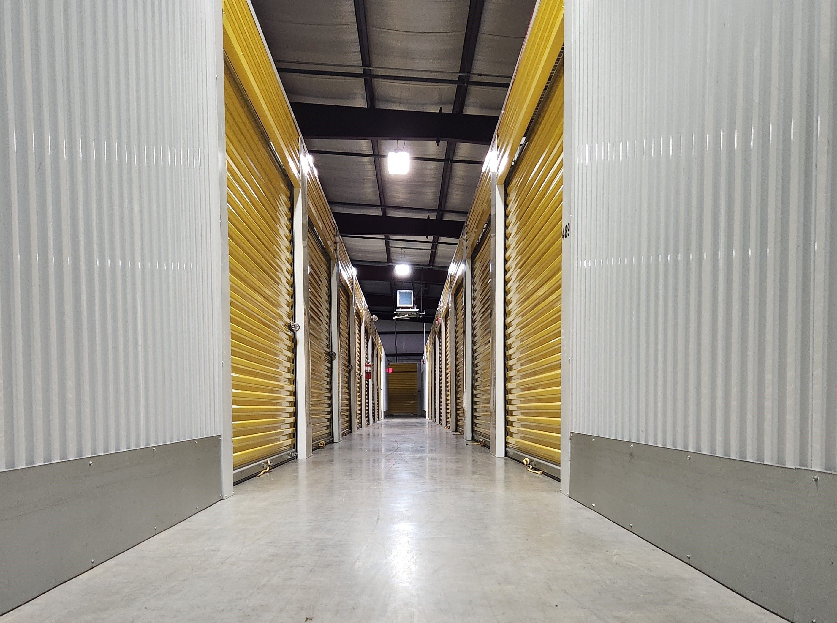 Extra Space Storage  250 S Dowlen Rd in Beaumont, TX