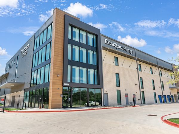 Extra Space Storage facility at 7901 W Highway 71 - Austin, TX