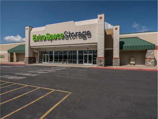 Extra Space Storage facility at 1318 N 1075 W - Farmington, UT