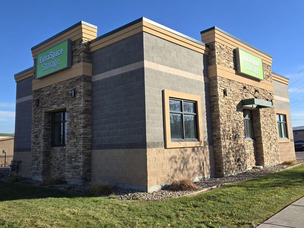 Extra Space Storage facility at 4425 W 12600 S - Riverton, UT