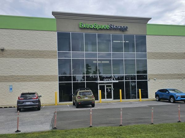 Extra Space Storage facility at 1651 TW Alexander Dr - Durham, NC