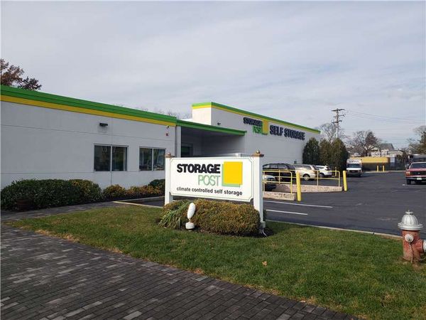 Extra Space Storage facility at 88 Hazel St - Glen Cove, NY