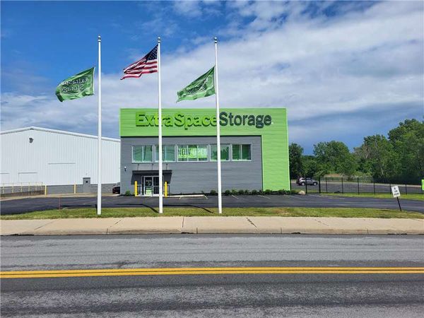 Extra Space Storage facility at 1300 East St - Fairport Harbor, OH