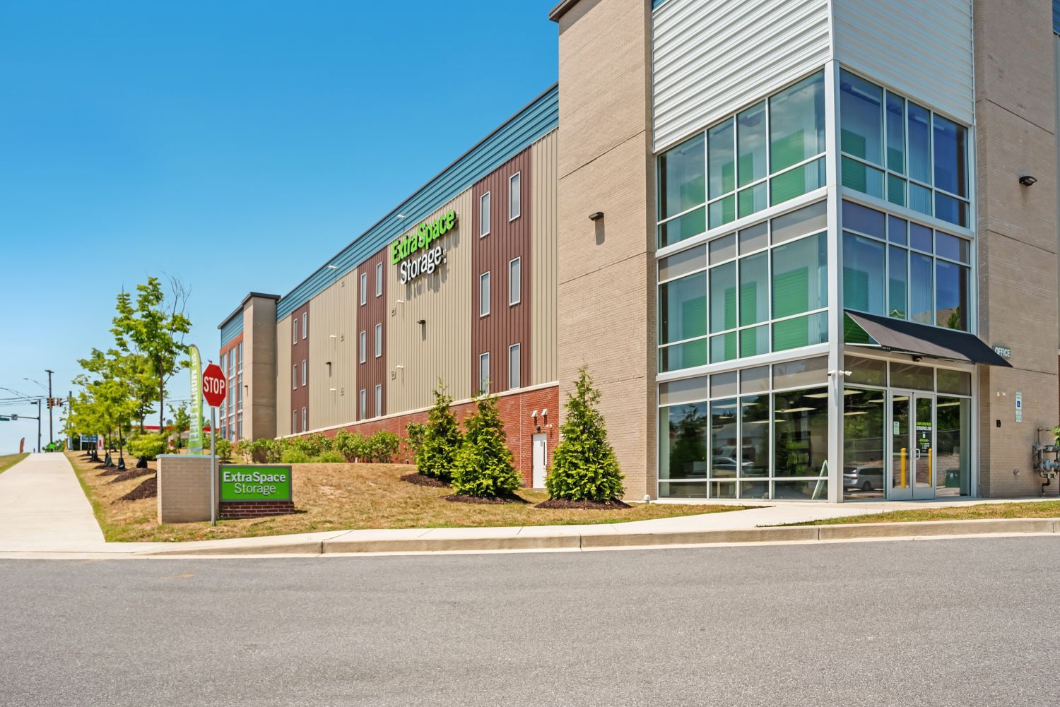 Extra Space Storage  6300 Washington Blvd in Hanover, MD