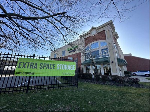 Extra Space Storage facility at 24 Sterling Pl - Amityville, NY