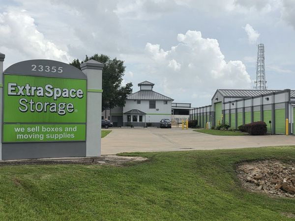 Extra Space Storage facility at 23355 State Highway 249 - Tomball, TX