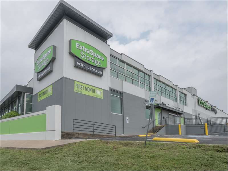 Extra Space Storage  5701 E Northwest Hwy in Dallas, TX