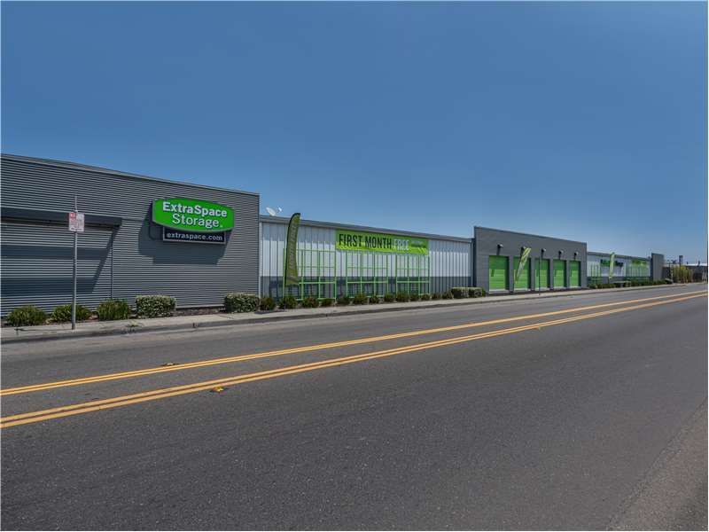 Extra Space Storage  2201 Clement Ave in Alameda, CA