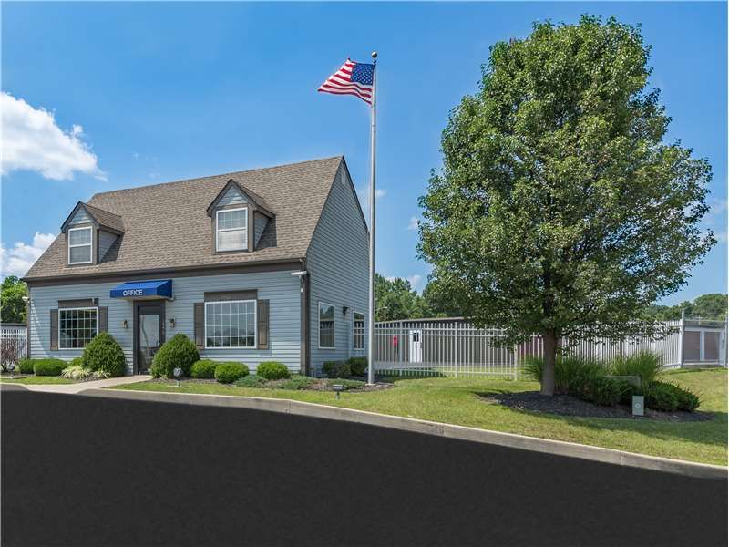 20×10 Garage in Hamilton, OH 1775 Eden Park Dr Hamilton, Ohio