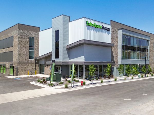 Extra Space Storage facility at 134 S 700 W - Salt Lake City, UT