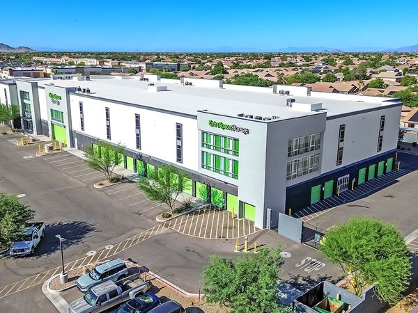 Extra Space Storage facility at 20215 N John Wayne Pkwy - Maricopa, AZ