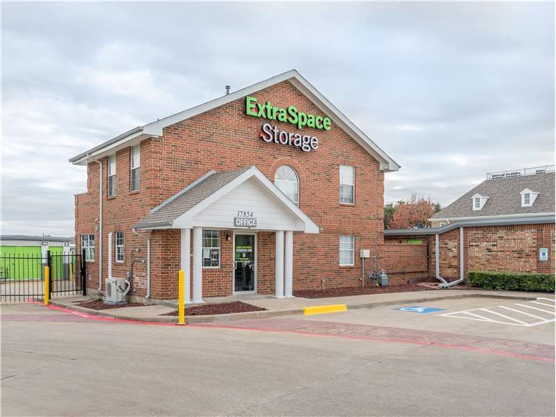 5×5 Self Storage Unit in Dallas, TX