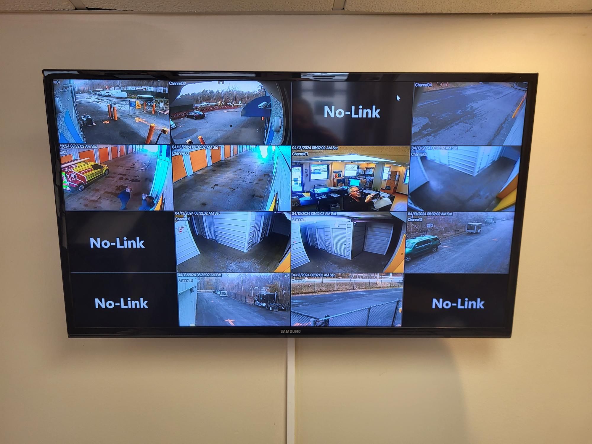 Extra Space Storage  1171 Turnpike St in North Andover, MA