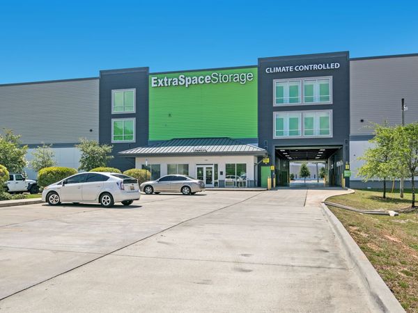 Extra Space Storage facility at 530 Mary Esther Cut Off NW - Fort Walton Beach, FL