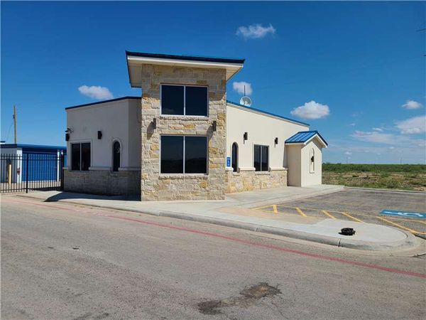 Extra Space Storage facility at 5101 E 52nd St - Odessa, TX