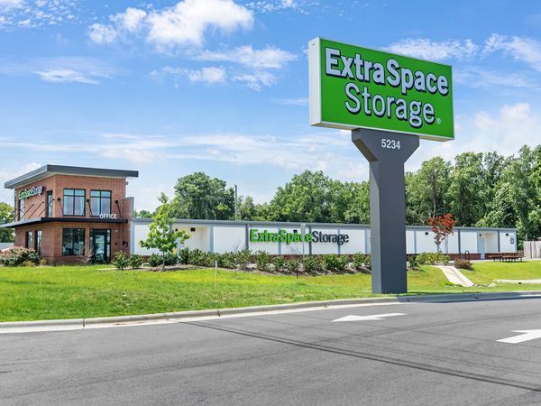 Extra Space Storage facility at 5234 Raeford Rd - Fayetteville, NC