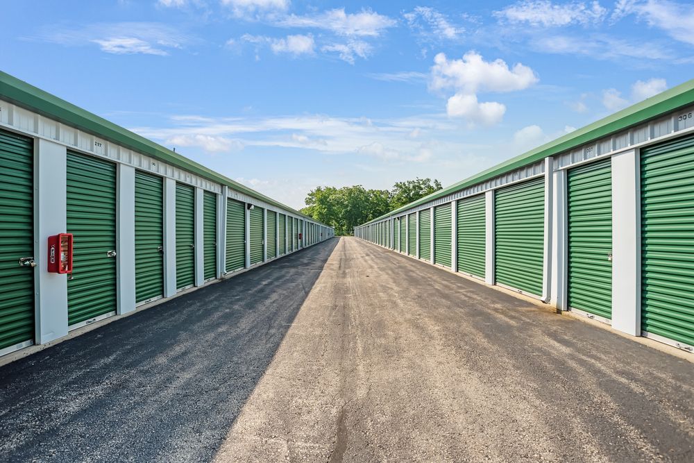 Extra Space Storage  220 Kingston Rd in Danville, NH