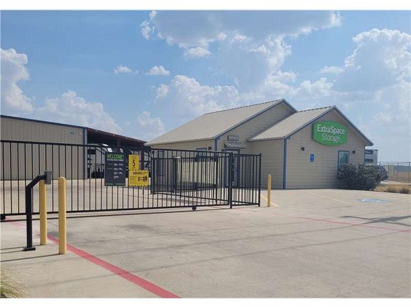 Extra Space Storage facility at 10349 Paddy Hamilton Rd - Belton, TX