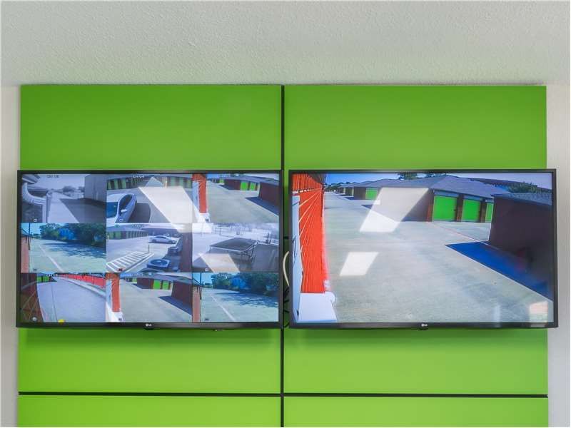 Extra Space Storage  2809 Belt Line Rd in Garland, TX