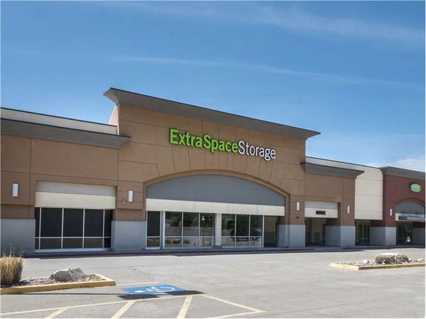 Extra Space Storage facility at 5572 Van Winkle - Salt Lake City, UT