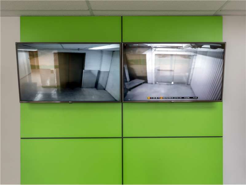 Extra Space Storage  12190 Inwood Rd in Dallas, TX