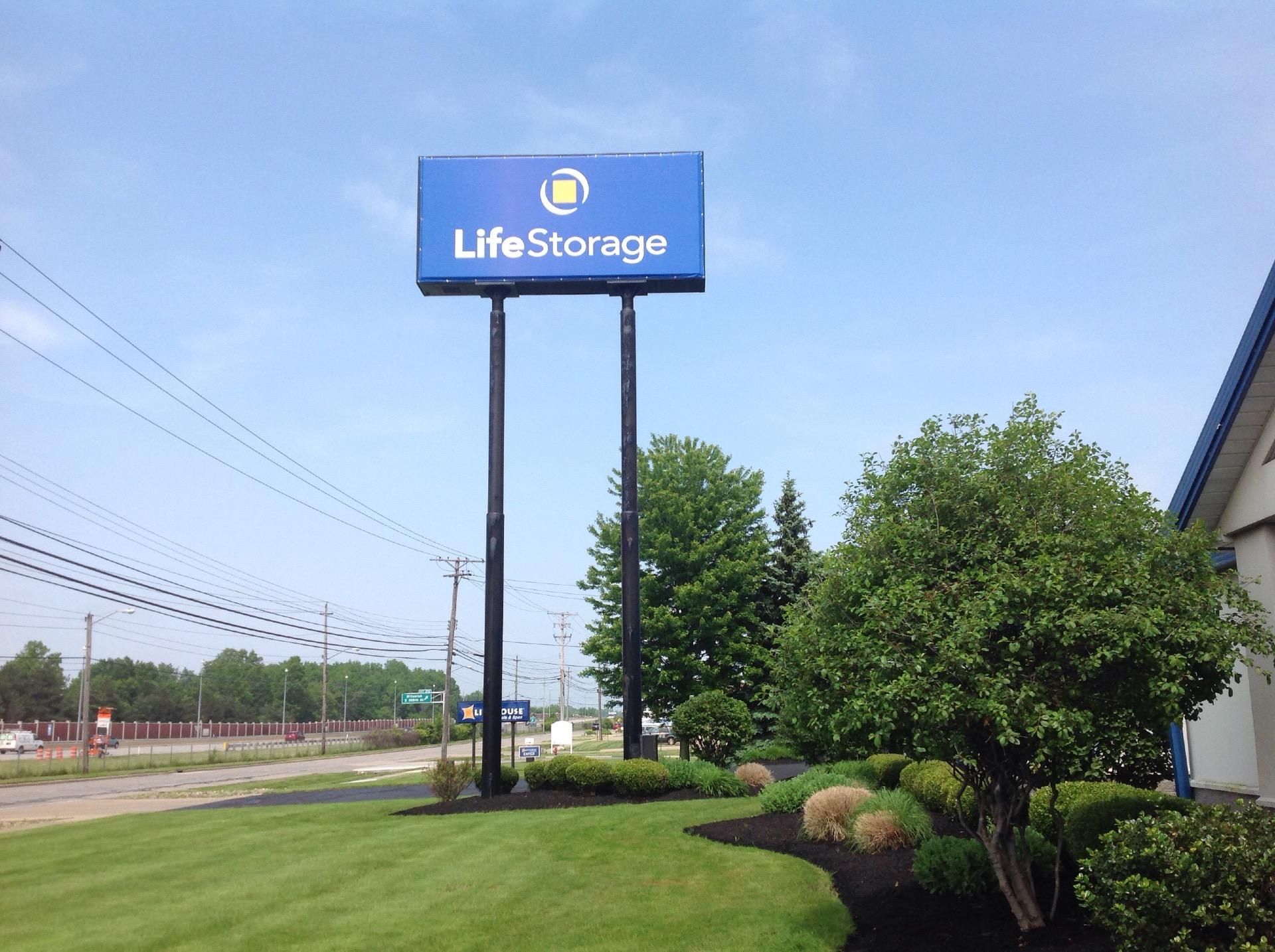Extra Space Storage  30100 Lakeland Blvd in Eastlake, OH