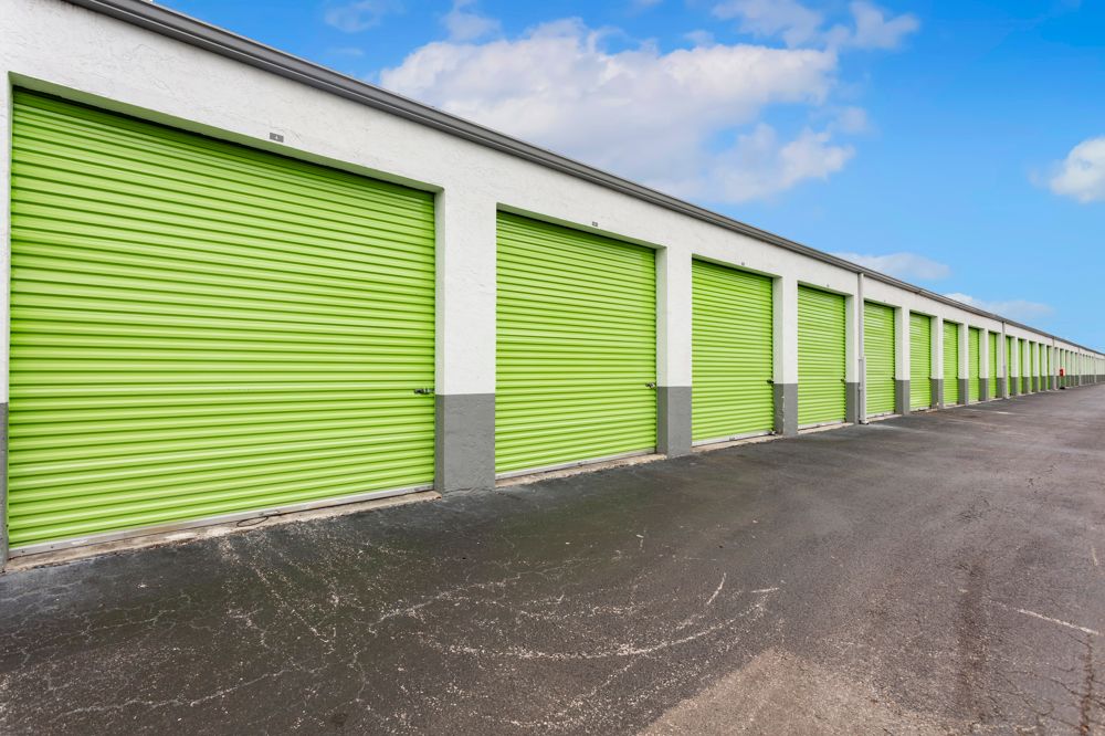 Extra Space Storage  1880 N State Road 7 in Margate, FL