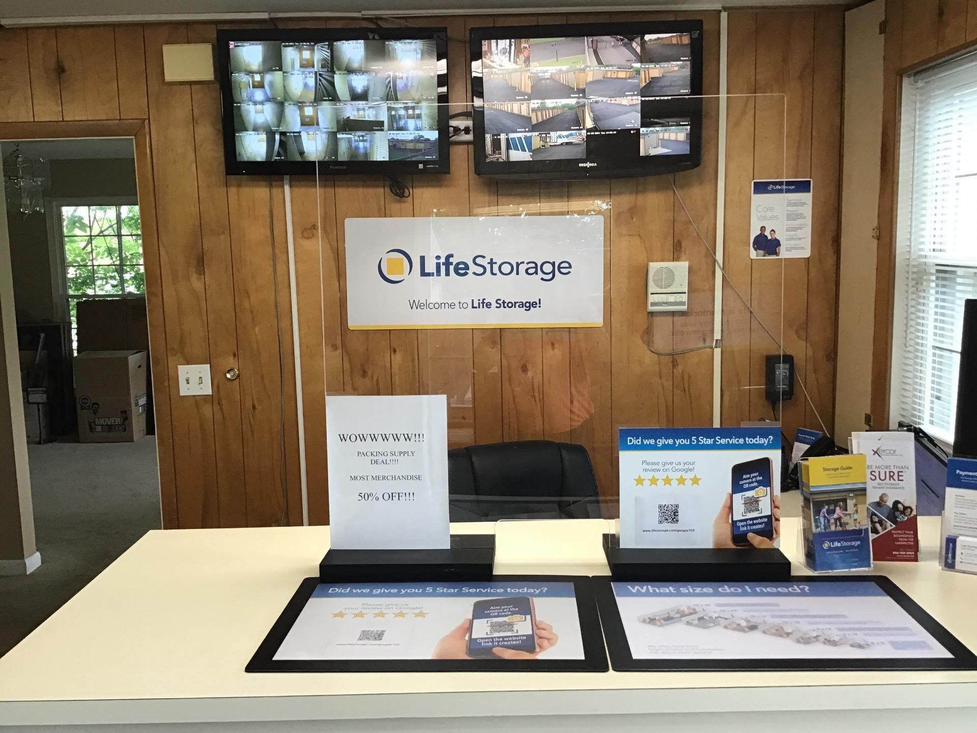10×5 Self Storage Unit in Springdale, OH 11378 Springfield Pike Springdale, Ohio 3