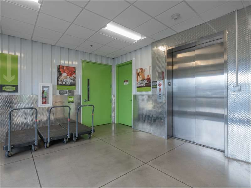 Extra Space Storage  10630 Hardin Valley Rd in Knoxville, TN