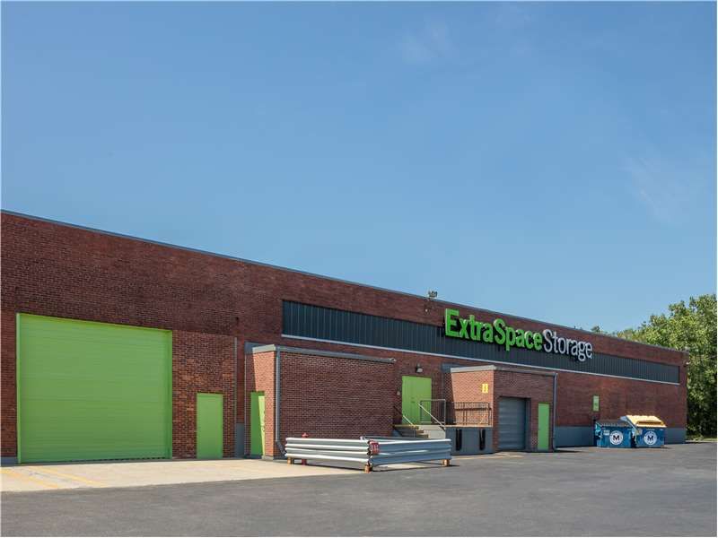 Extra Space Storage  122 Allied Dr in Dedham, MA