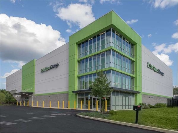 Extra Space Storage facility at 510 S Henderson Rd - King of Prussia, PA