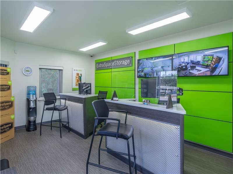 Extra Space Storage  6101 Wagner Way in Plano, TX