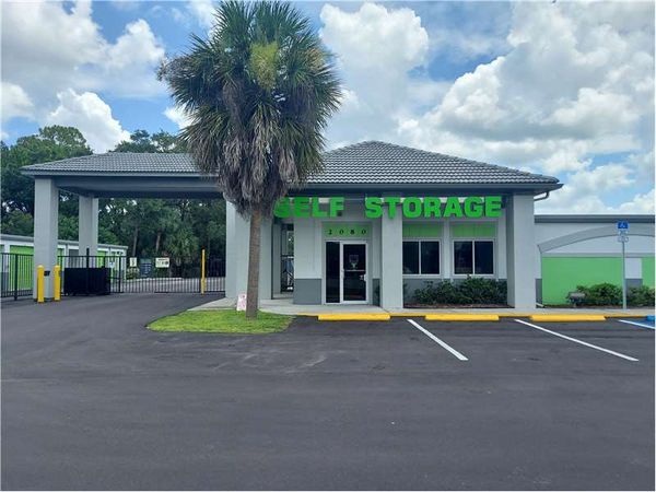 Extra Space Storage facility at 2080 Tamiami Trail - Port Charlotte, FL