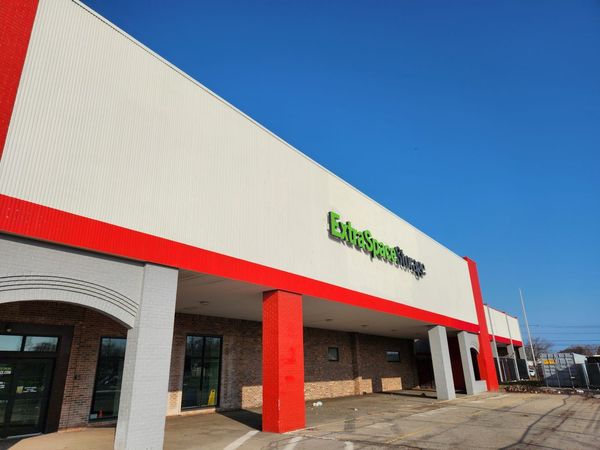 Extra Space Storage facility at 2111 Hudson Ave - Irondequoit, NY