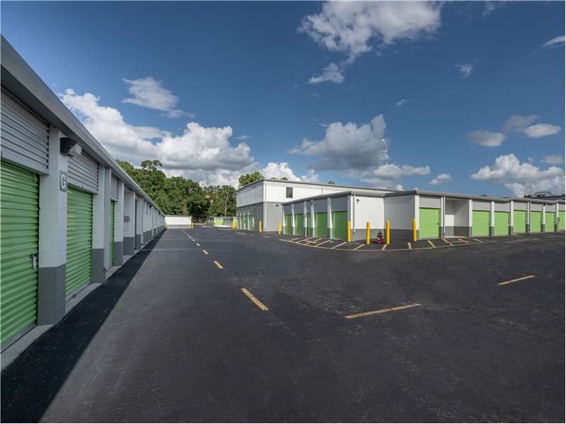 Extra Space Storage  2631 E Semoran Blvd in Apopka, FL