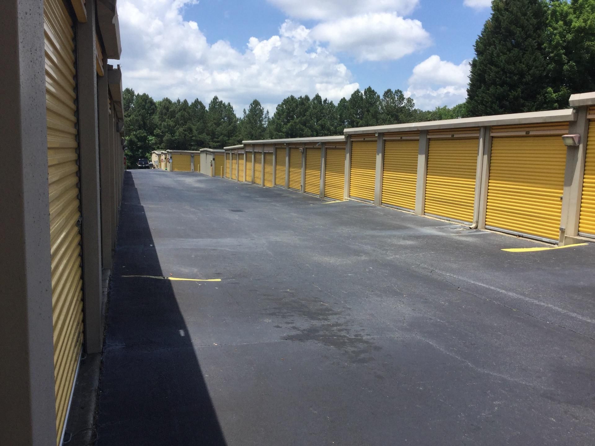 Extra Space Storage  1725 Roswell Rd in Marietta, GA