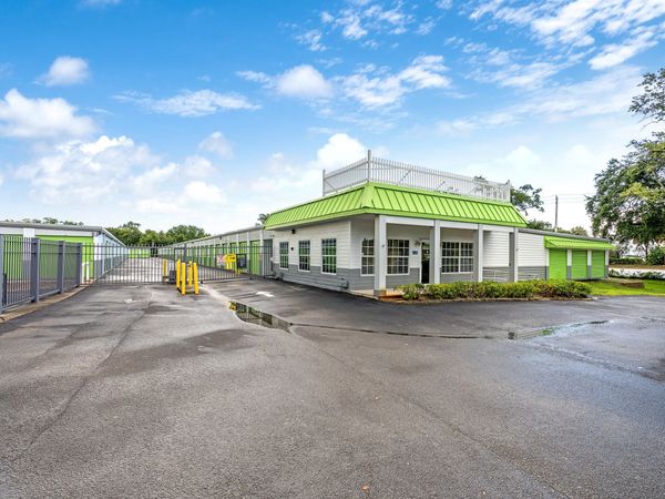 Extra Space Storage facility at 5355 US Highway 1 - Vero Beach, FL