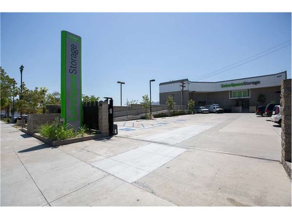 Extra Space Storage facility at 6527 San Fernando Rd - Glendale, CA