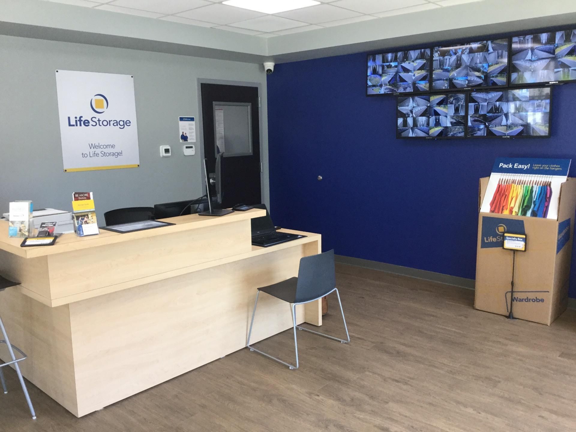 Extra Space Storage  7700 Jonesboro Rd in Jonesboro, GA