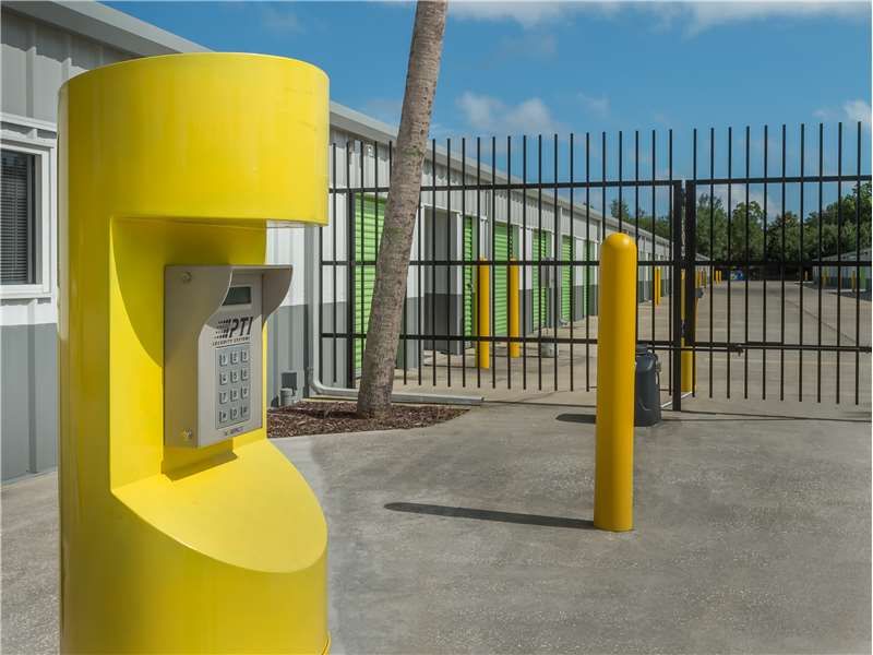 10×5 Self Storage Unit in Gulf Breeze, FL 4761 Gulf Breeze Pkwy Gulf Breeze, Florida 2