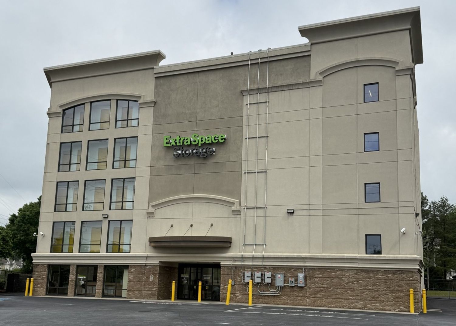 7×10 Self Storage Unit in Decatur, GA 2910 N Decatur Rd Decatur, Georgia