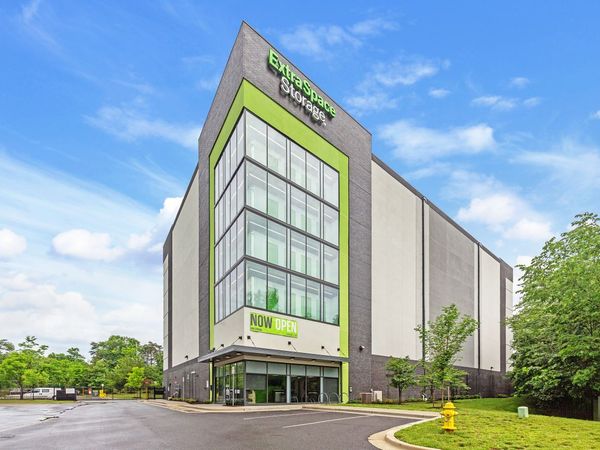 Extra Space Storage facility at 7720 Milestone Pkwy - Hanover, MD