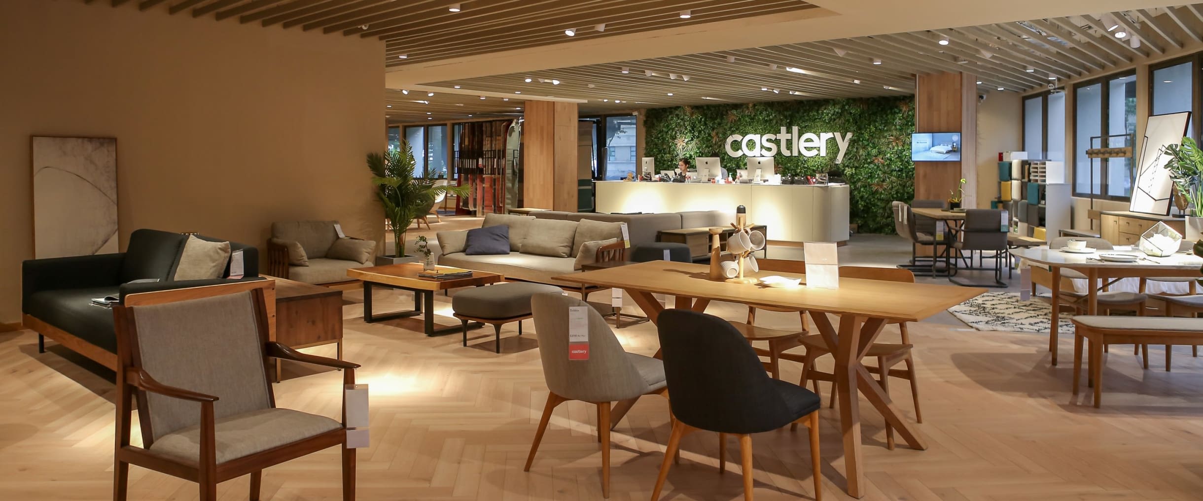 Castlery accepts in-person and online payments with Stripe, expands to the  US