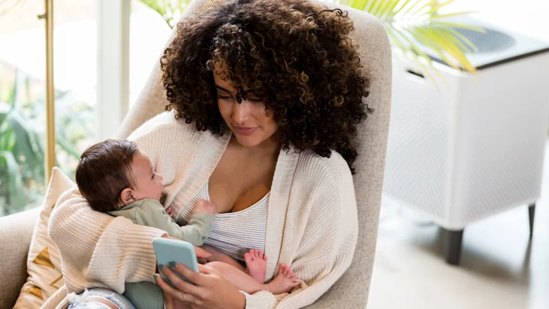 The Apps That Got Me Through Pregnancy and the First Year of Parenting