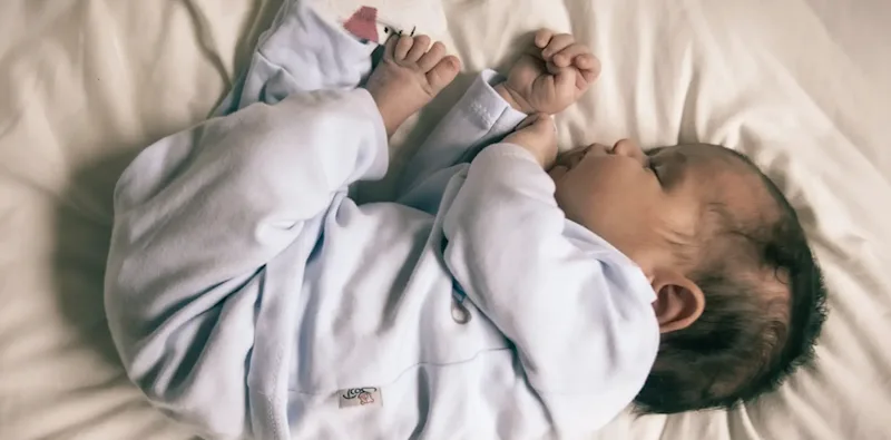 What Clothes do I Need for a Newborn?