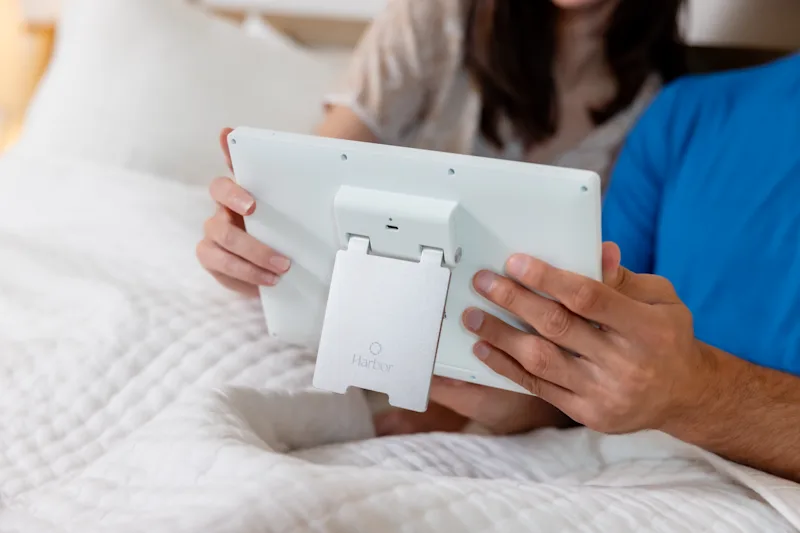 Wifi vs. Non Wifi Baby Monitors: Which One is Right for Your Family?