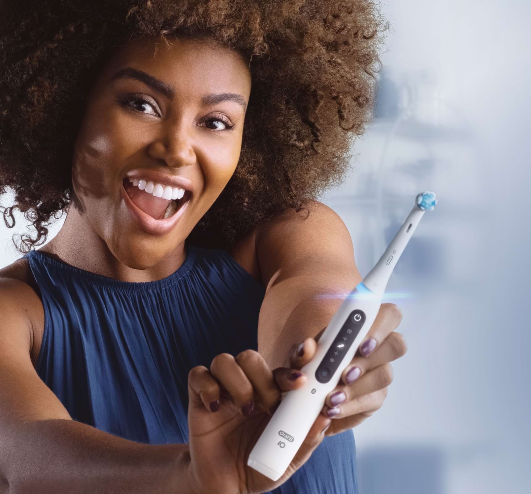 Image of Oral-B iO electric toothbrush | Crest