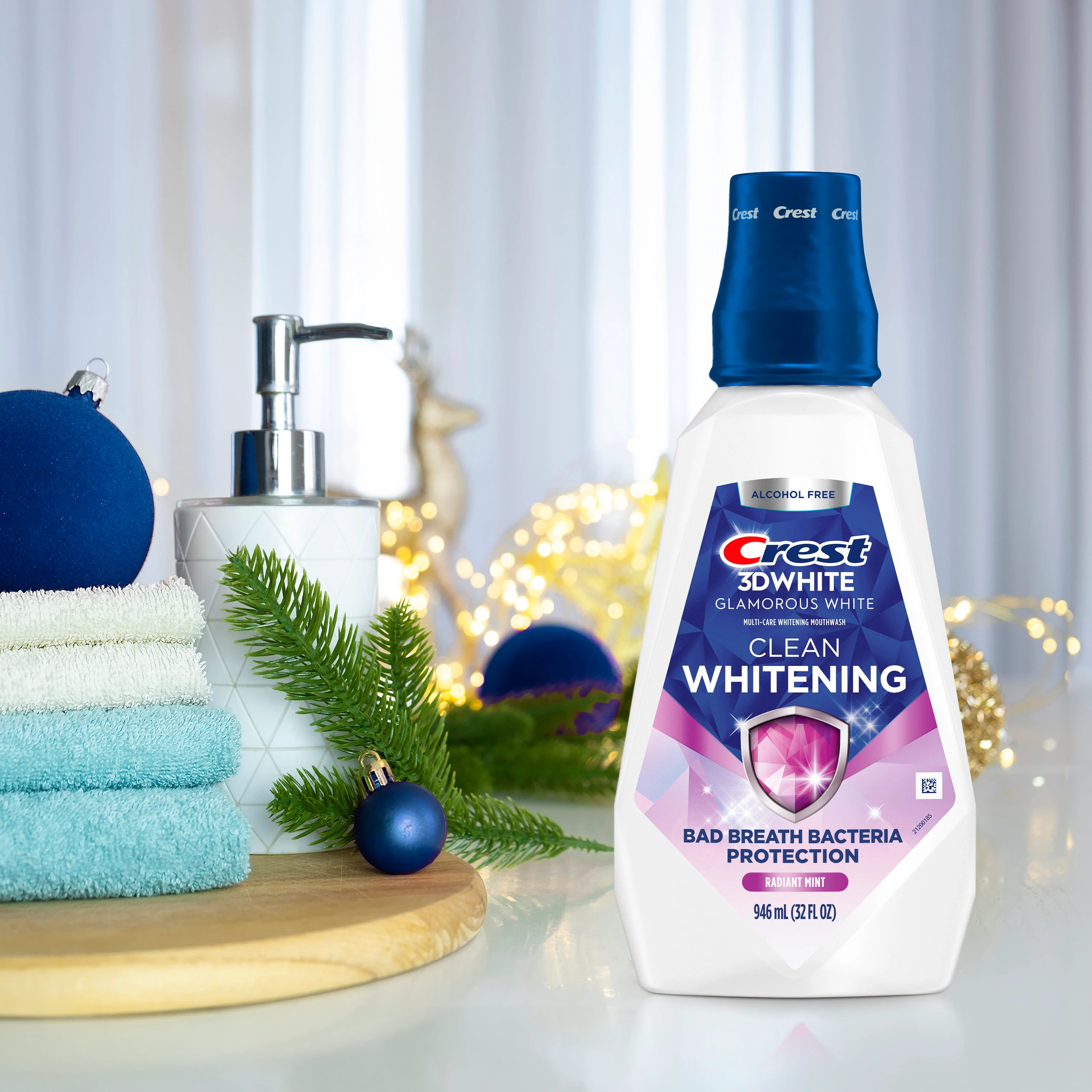 Picture of Crest 3DWhite Clean Whitening Mouthwash on a counter